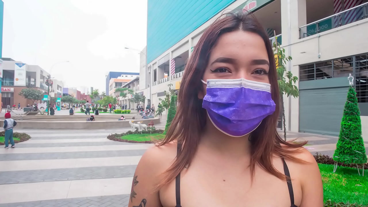 MOJAKI oa VENEZUELAN o sa tsoa fihla Peru, 'me mokhanni oa litekesi oa blackmails