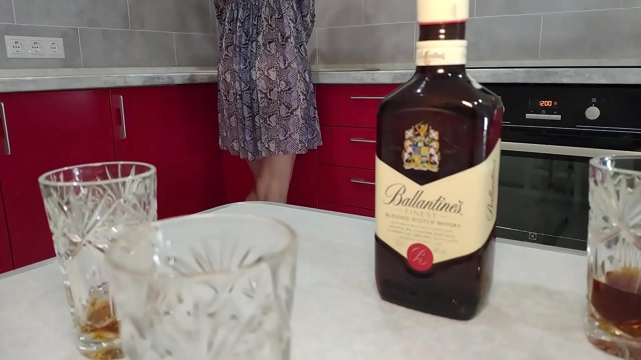 Thobalano le mosali oa motsoalle ea tahiloeng. Ke tšepa hore nke ke ka mo ima.