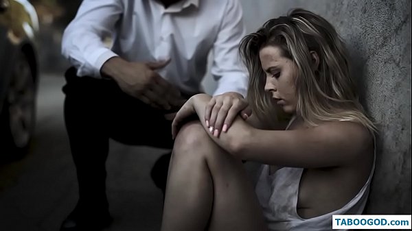 Lipale tsa Kinky: ngoanana ea se nang bolulo